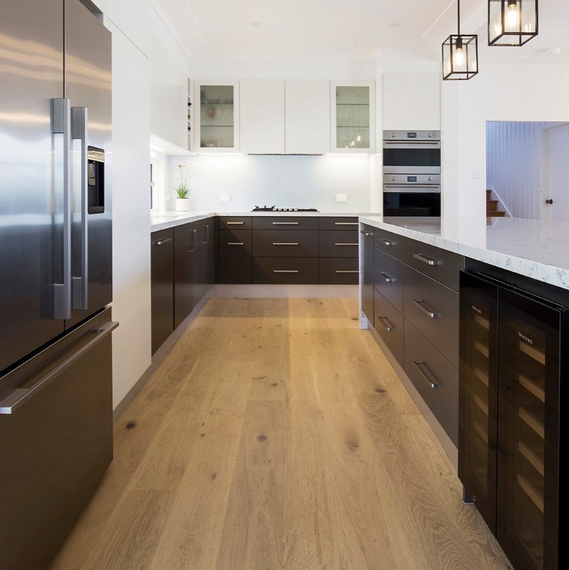 Tủ bếp Melamine màu xám đen và trắng chống đổ Cửa mô-đun RTA bằng gỗ