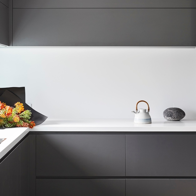 Bộ tủ bếp Melamine sang trọng tùy chỉnh Tủ bếp hiện đại màu đen HMR Core