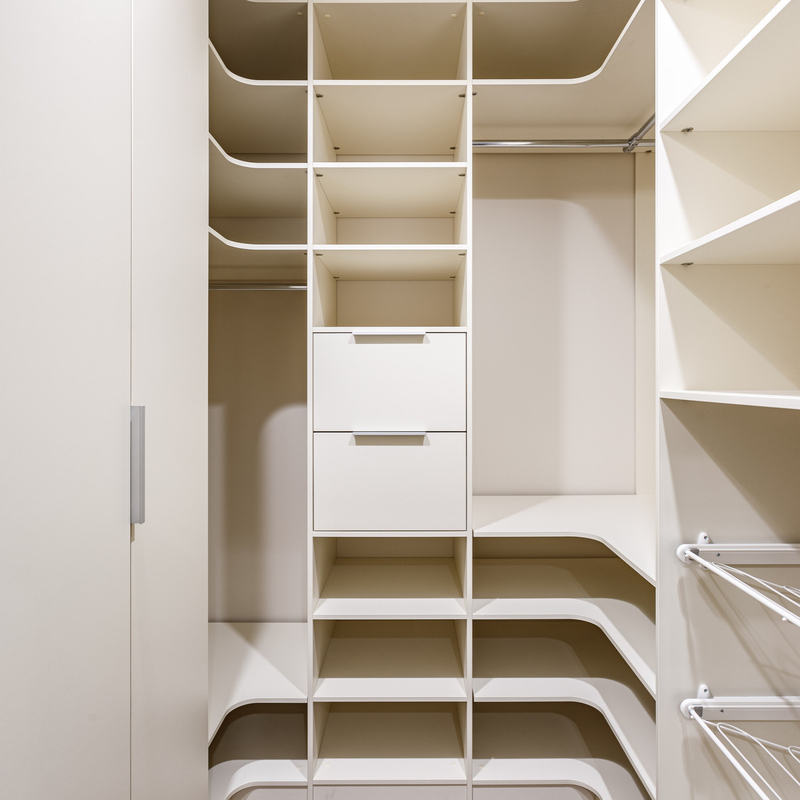 U Shaped Walkin Closet hiện đại Bộ lưu trữ Ardrobe Nhiều màu sắc Trắng Đen Hải quân Xanh Melamine