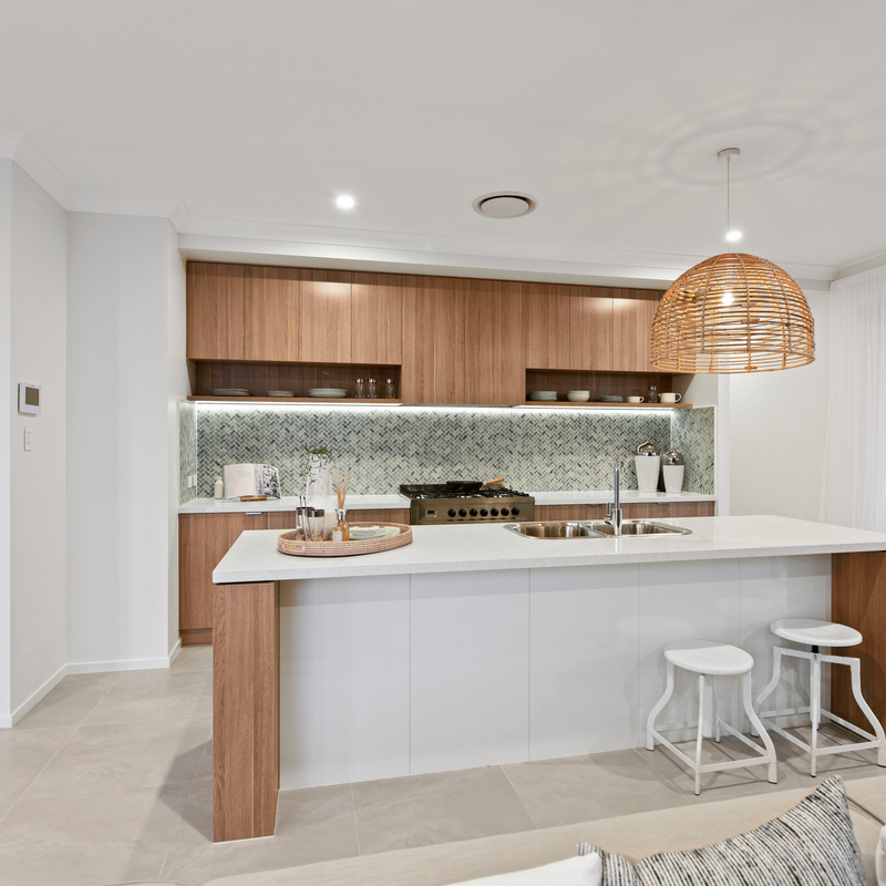 Bộ tủ bếp Melamine kết hợp nhiều màu kết cấu gỗ trắng