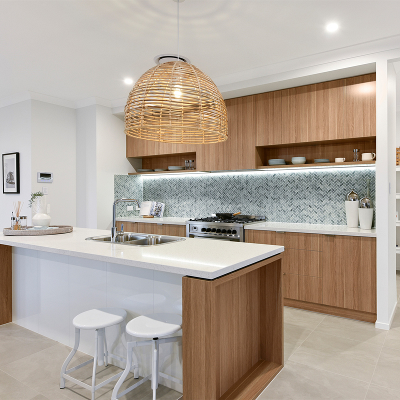 Bộ tủ bếp Melamine kết hợp nhiều màu kết cấu gỗ trắng