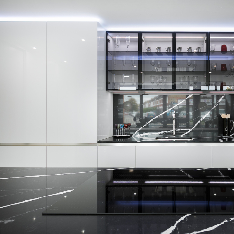 Tủ bếp sơn mài tùy chỉnh Make I Shape High Gloss White Base Matte Grey Island