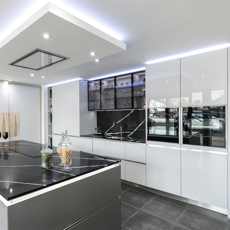 Tủ bếp sơn mài tùy chỉnh Make I Shape High Gloss White Base Matte Grey Island