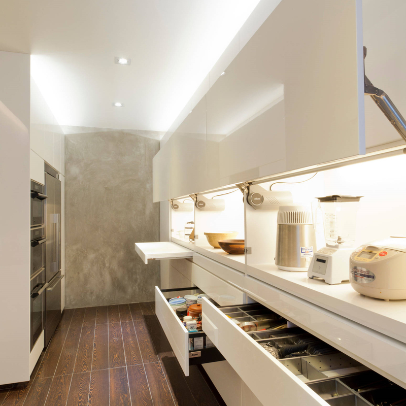 Sơn mài trắng bóng Tủ bếp nhỏ Tay cầm nội thất có ngăn kéo Pantries Organizer