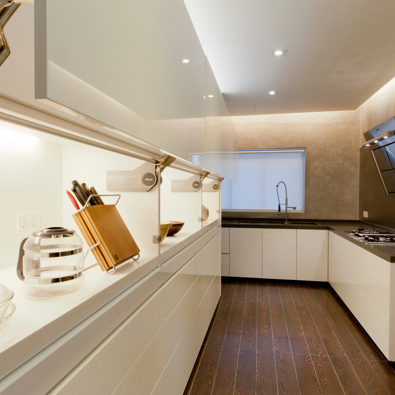 Sơn mài trắng bóng Tủ bếp nhỏ Tay cầm nội thất có ngăn kéo Pantries Organizer