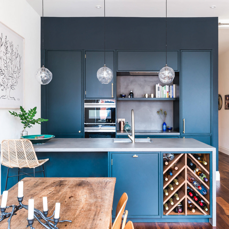 Thiết kế tùy chỉnh Blue Raised Door Kitchen Cabinets Corner Wall Cabinets With Island