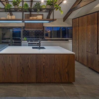 Gỗ Veneer Tủ sơn mài màu hiện đại Đơn vị cao Màu nâu cho khách sạn hộ gia đình